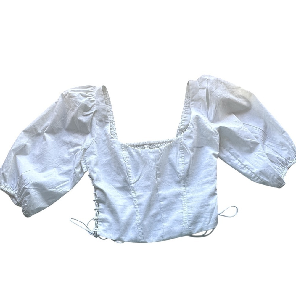 #70 Abercrombie & Fitch Square Neck Puff Sleeve Top in Pure White